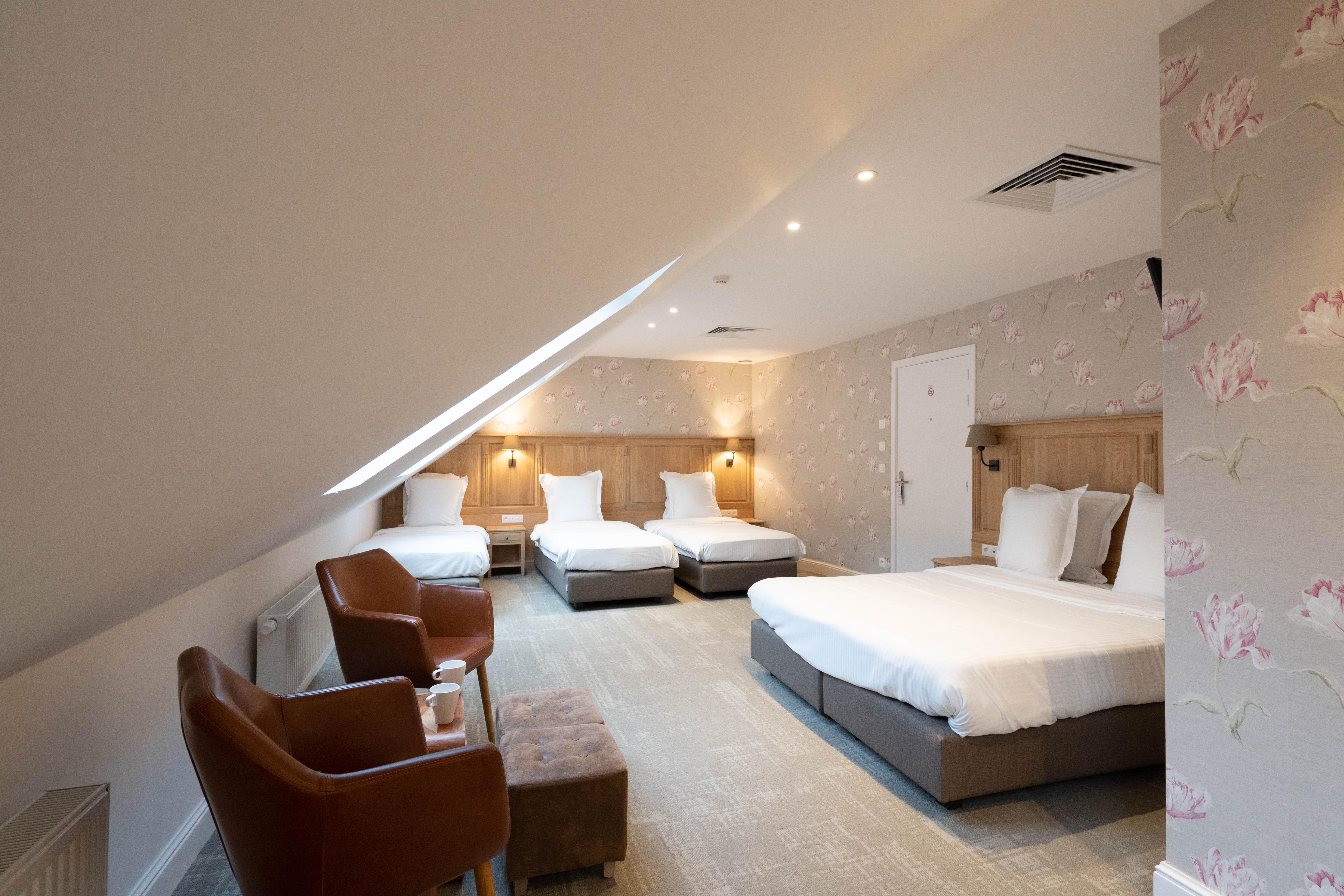 Du Theatre Hotel 3*