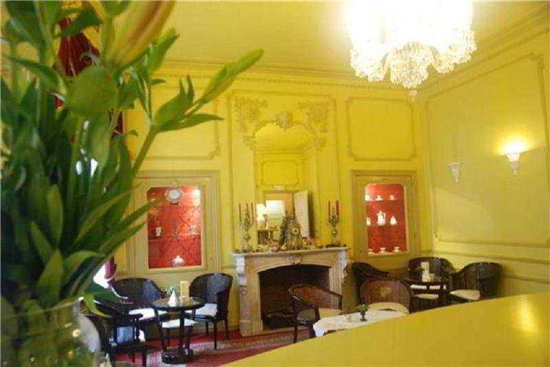 Du Theatre Hotel 3*
